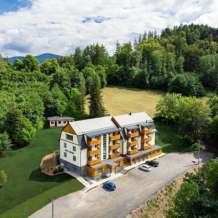Hotel Edvard Frenštát pod Radhoštěm Dış mekan fotoğraf