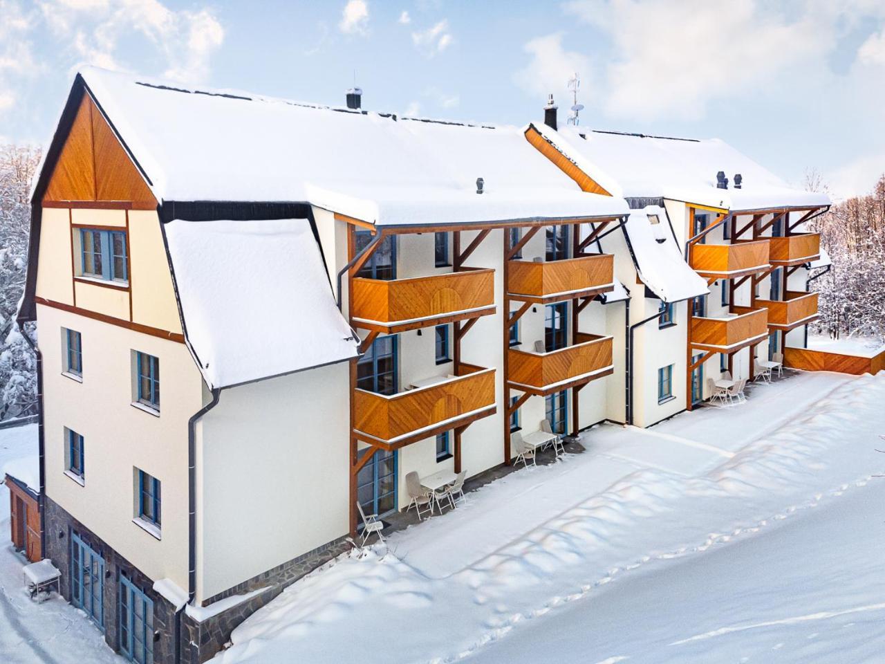 Hotel Edvard Frenštát pod Radhoštěm Dış mekan fotoğraf
